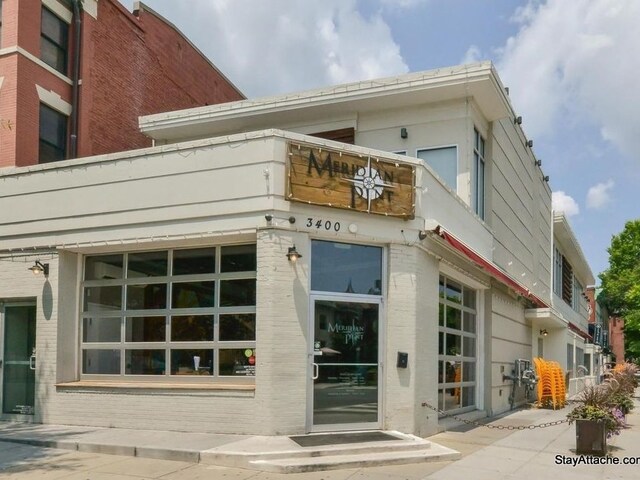 Building Photo - 1514 Newton St NW