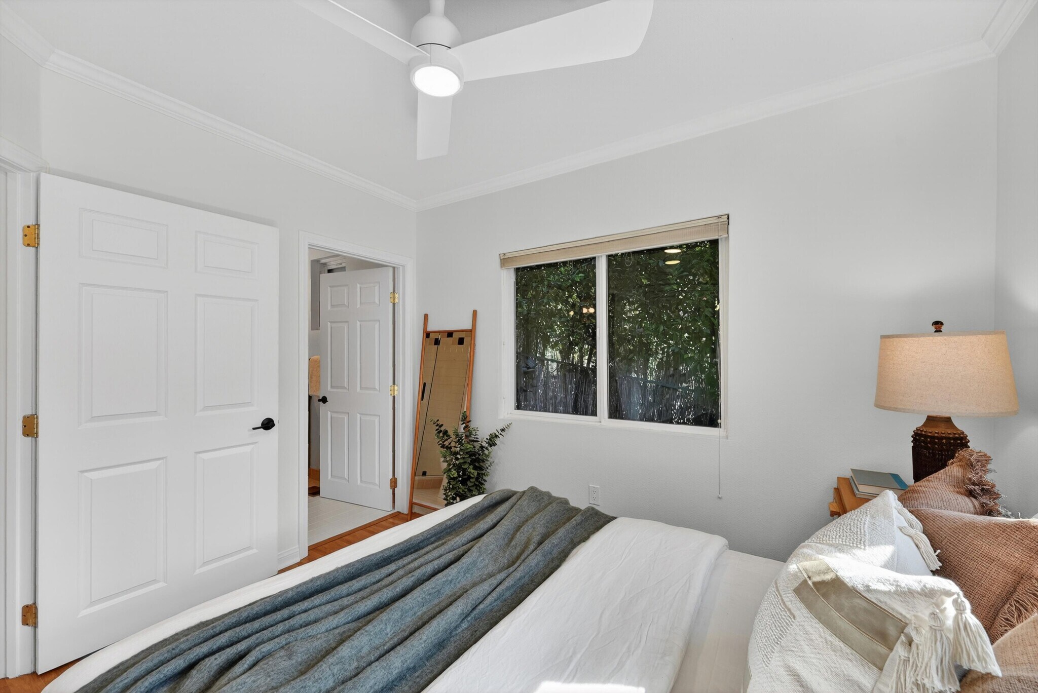 Building Photo - 1515 Rendall Pl