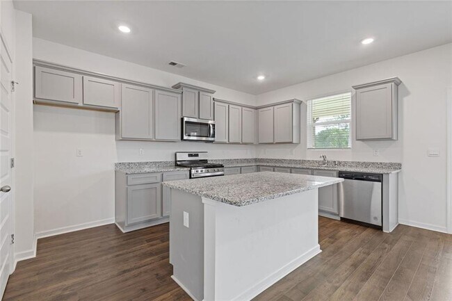 Building Photo - 294 Ralph Still Rd