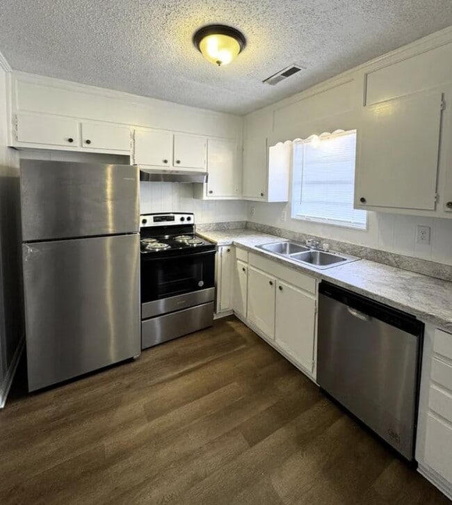 Building Photo - 4101 McVay St SW