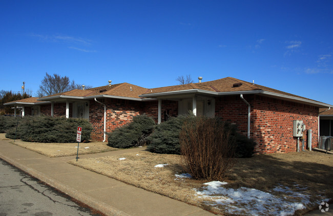 Primary Photo - Madison Village Apartments