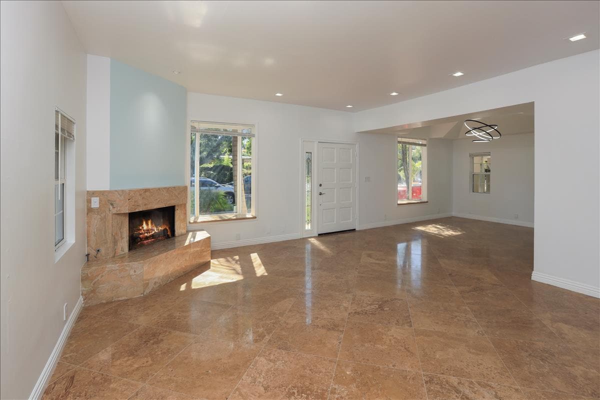 Living Room & Dining - 2350 Malcolm Ave