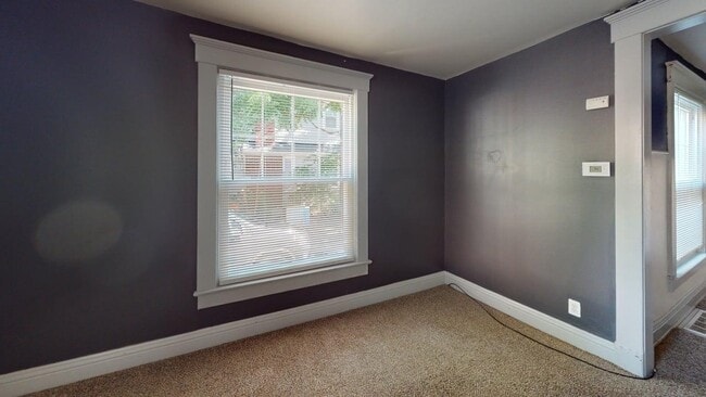 Bedroom - 815 Brown St