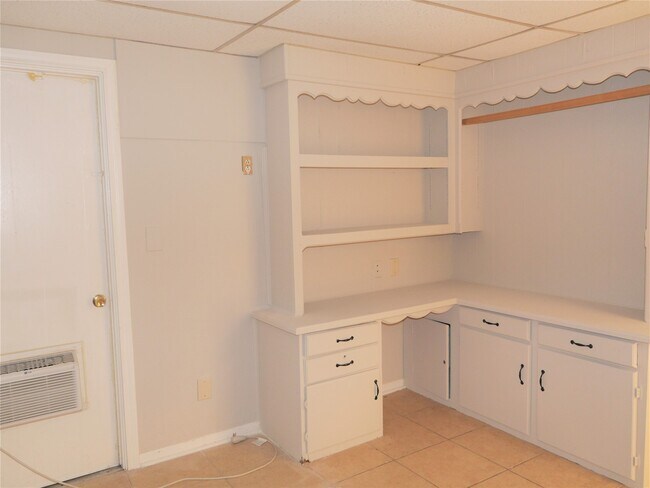 Building Photo - 11823 Carvel Ln