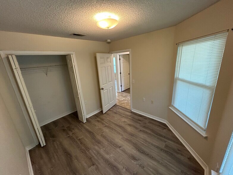 Bedroom 1 - 1311 Jasper St