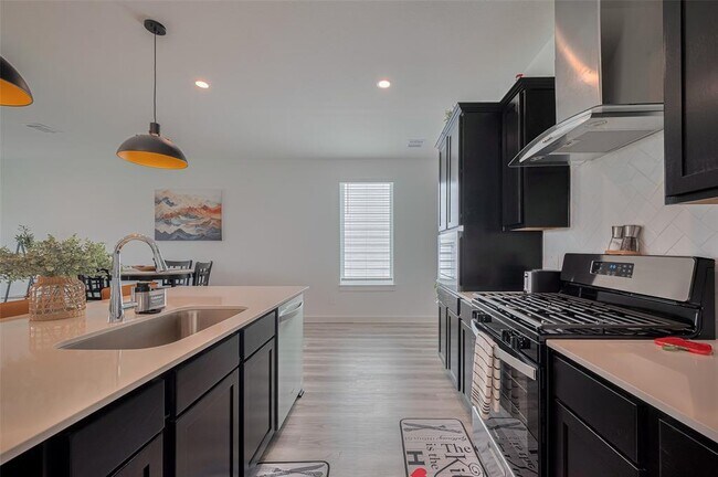 Building Photo - 3113 Crown Gate Dr