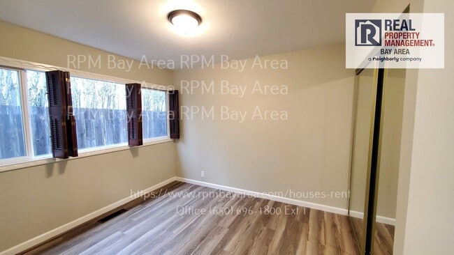 Building Photo - Renovated 3 Bedroom 2 Bathroom Home in desirable Millbrae Neighborhood Now Available