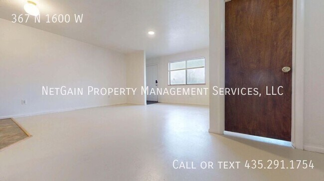 Building Photo - 367 N 1600 W