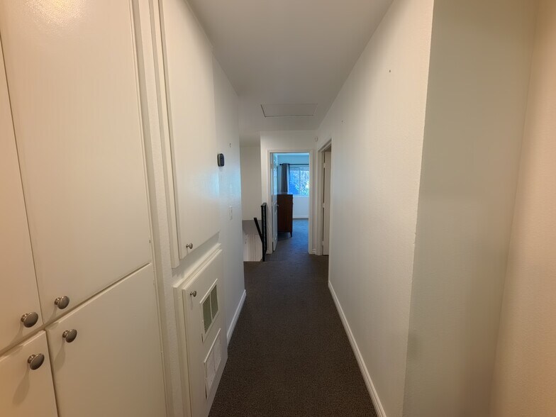 Hall way - 30535 Canwood St