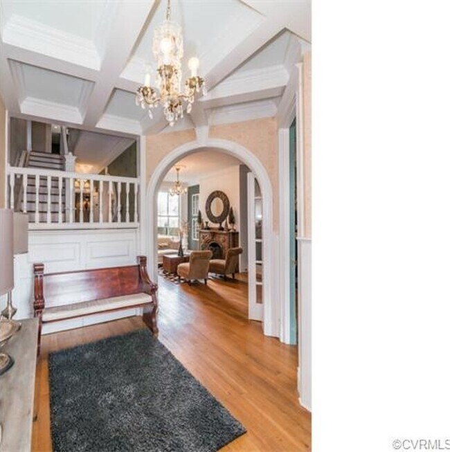 Building Photo - -- AVAILABLE JULY 15TH --  4 BR / 3.5 BA Gorgeous Home in The Fan, Available July 15tht!