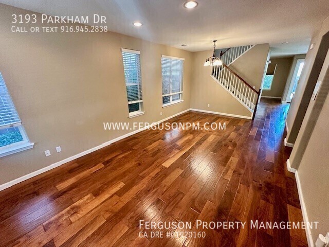 Building Photo - 3193 Parkham Dr