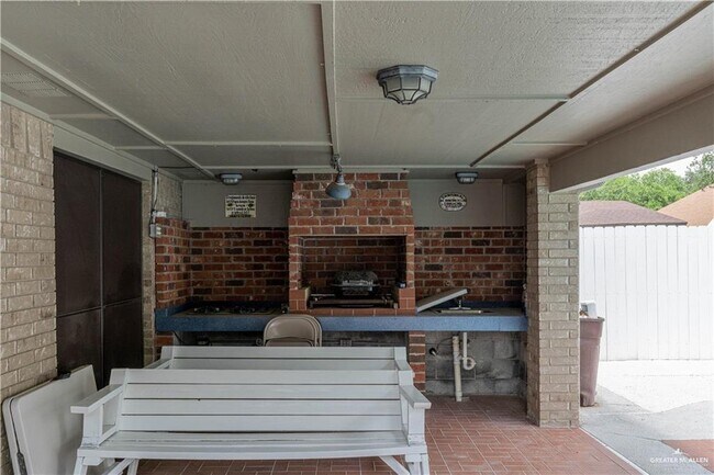 Building Photo - 20 N 21st St