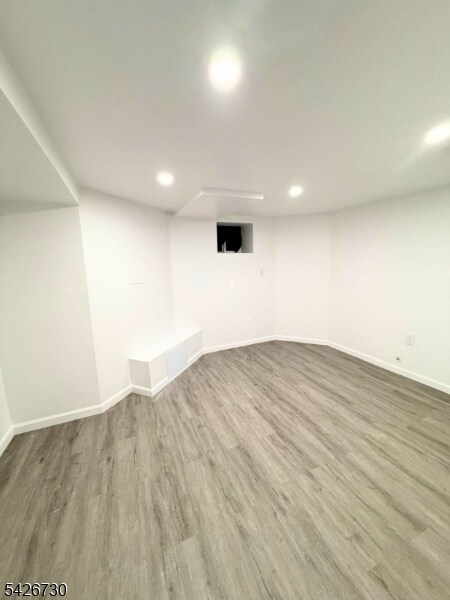 Building Photo - 186 3rd St