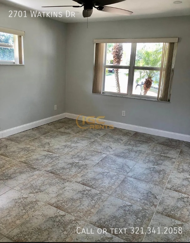 Building Photo - 2701 Watkins Dr