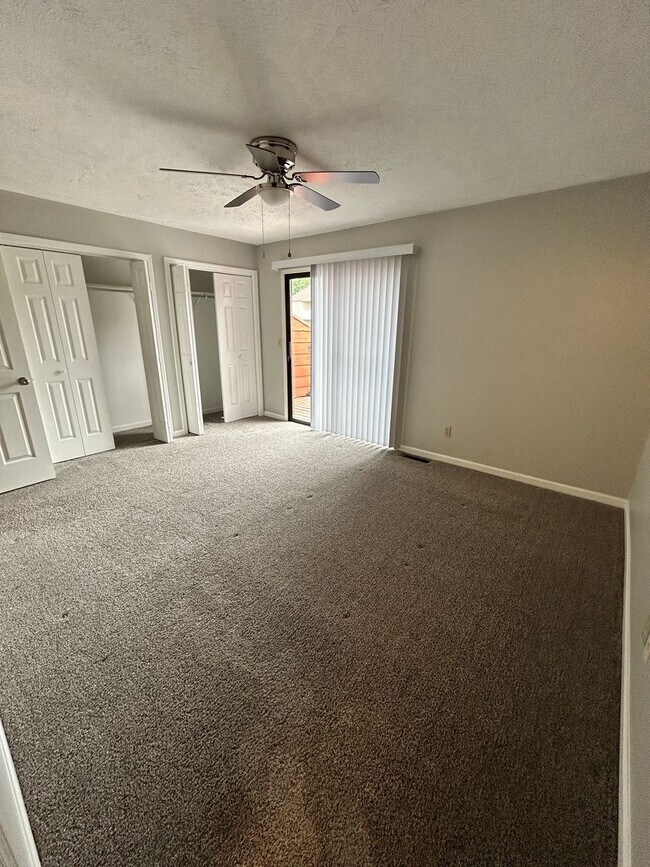 Building Photo - 1522 Pearl Ave