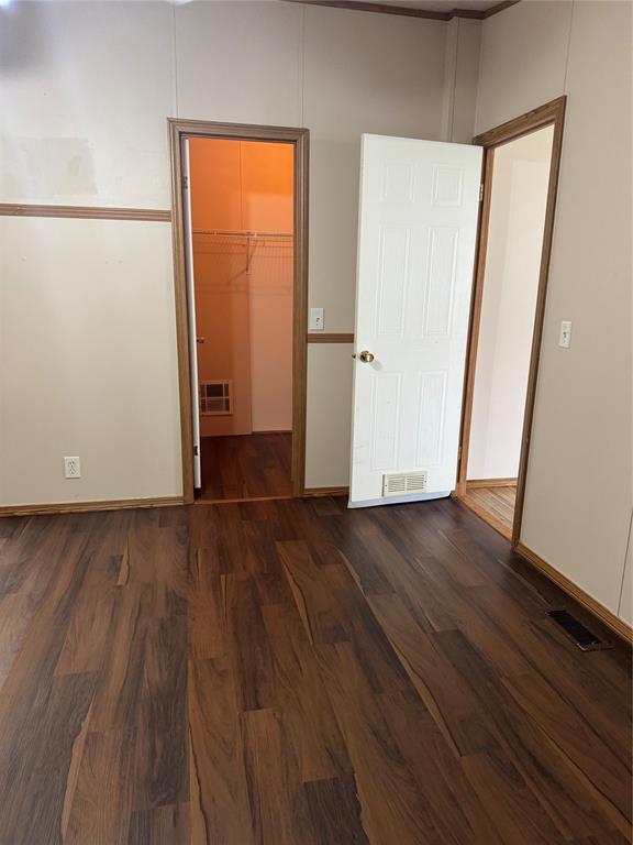 Building Photo - 16350 Hill Country Ct