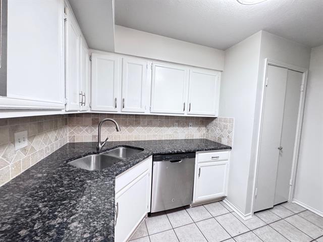Building Photo - 15151 Berry Trail