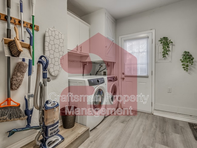 Building Photo - 2024 NW 45th St