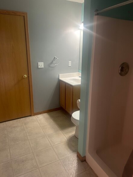 Building Photo - 312 Tanager Path