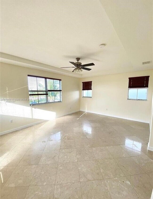 Building Photo - 11350 NW 82nd Terrace