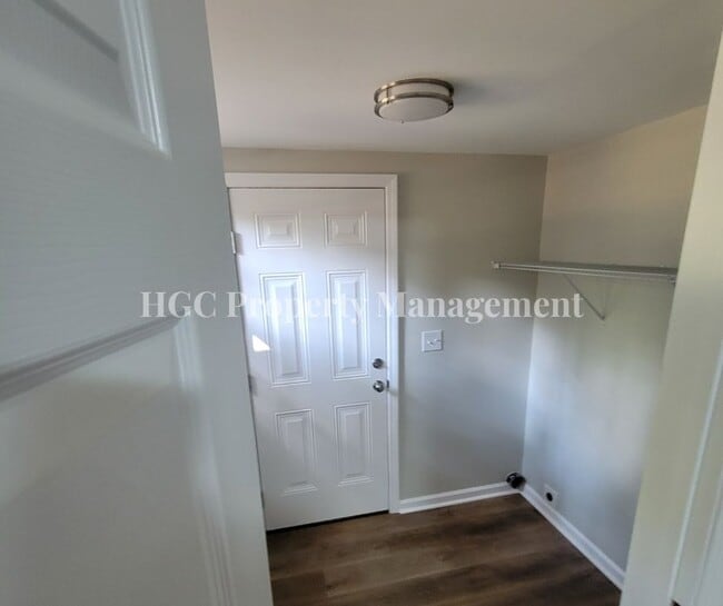 Building Photo - 502 Wooten St