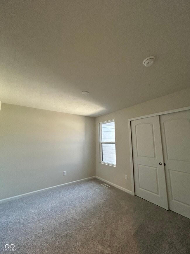 Building Photo - 9755 Behner Dr
