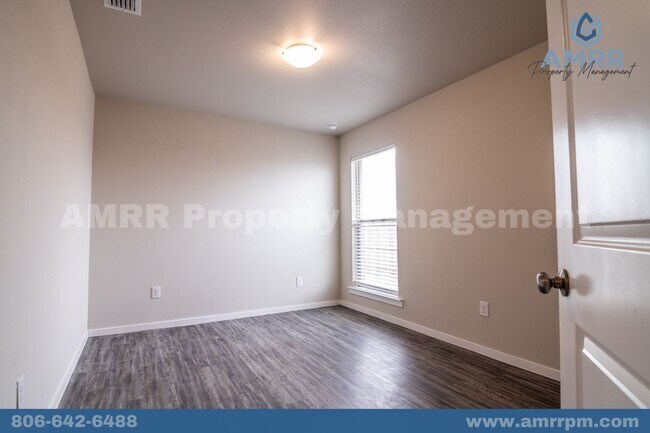Building Photo - 2116 N Avenue K
