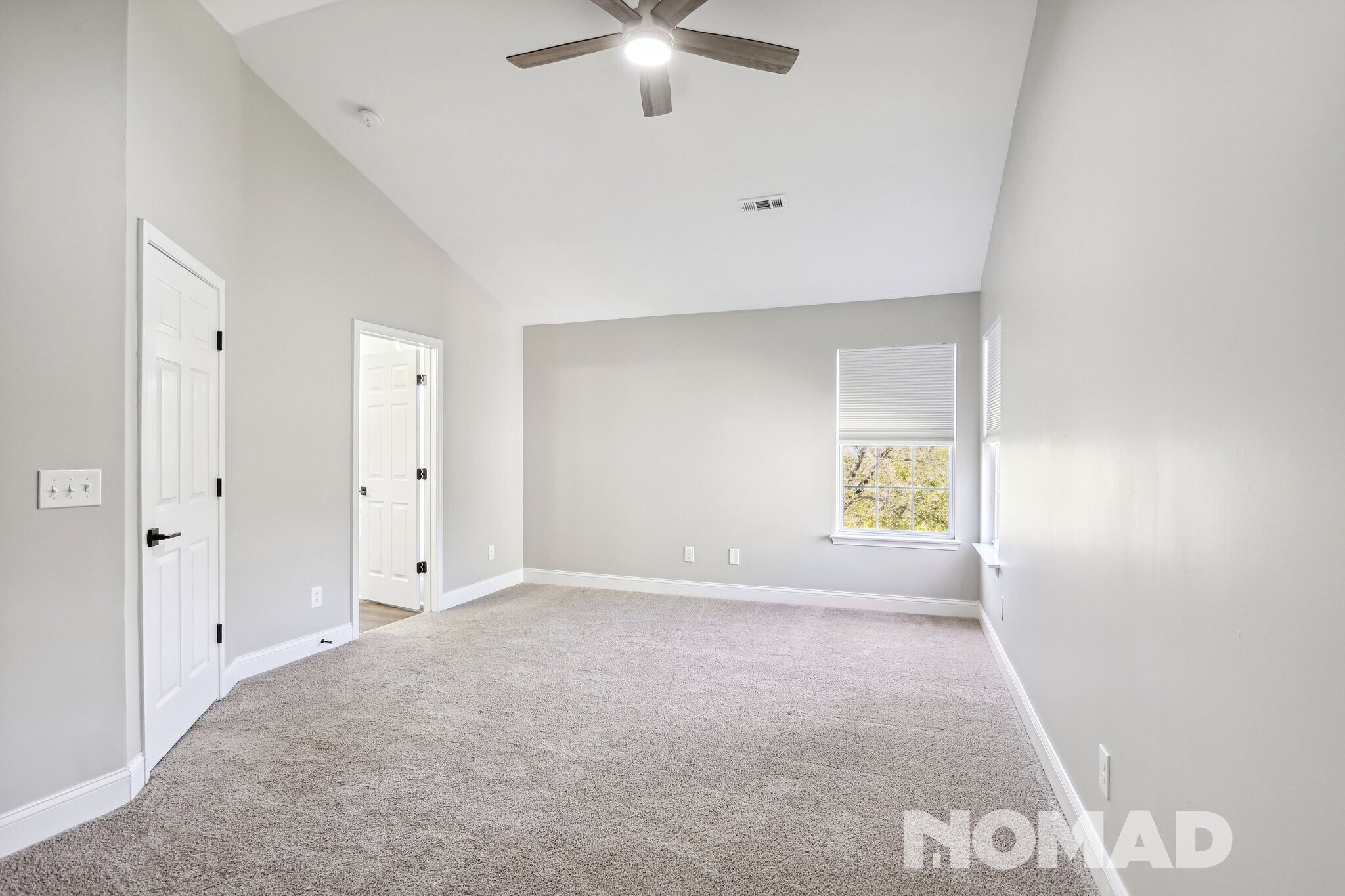 Master - 161 Grove Ln South