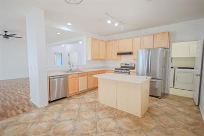 Building Photo - Rancho Sahuarita!!