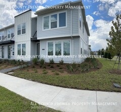 Building Photo - 6460 Barnstorm Wy