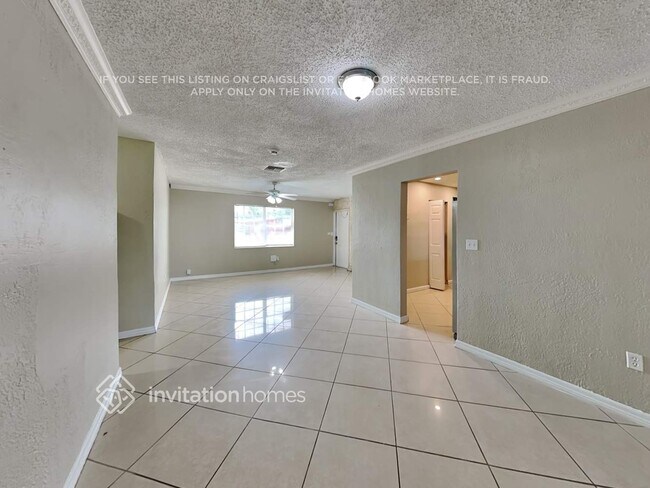 Building Photo - 1261 NW 202nd St