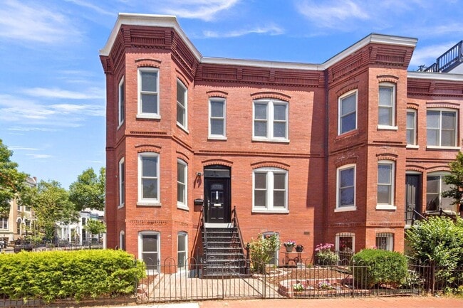 Primary Photo - 817 T St NW