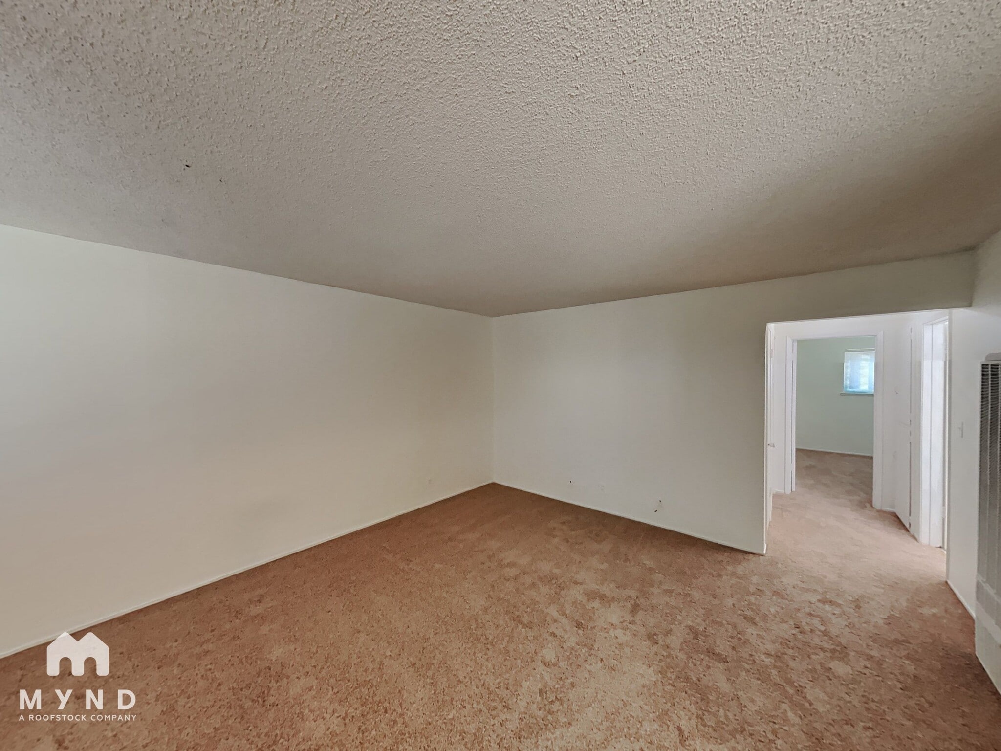 Building Photo - 870 Burbank Dr