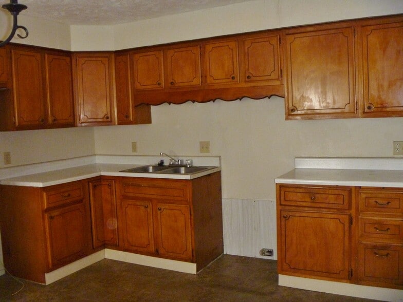 Building Photo - 1006 E Grant St