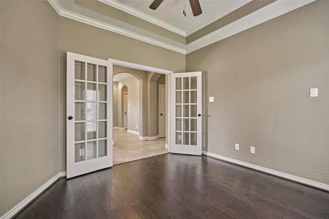 Building Photo - 201 Bessie Price Owen Dr