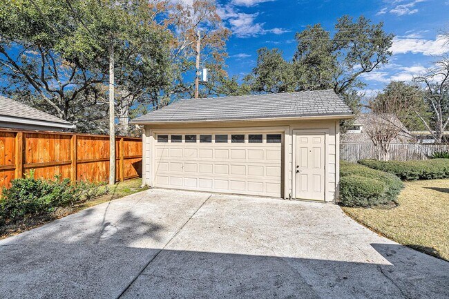 Building Photo - 12718 Taylorcrest Rd