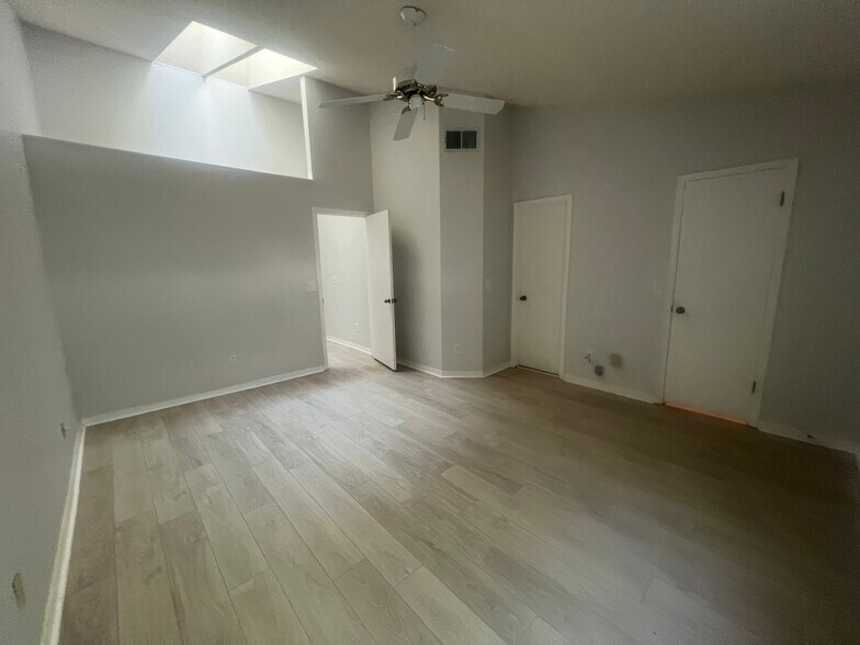 Building Photo - 1535 Summer Sands Dr