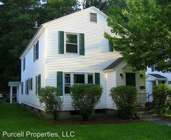 Primary Photo - 3 br, 1 bath Apartment - 34 W. Wheelock