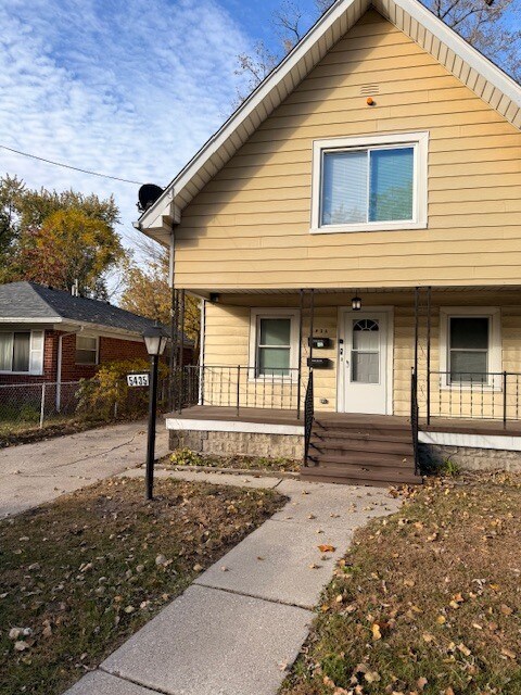 Building Photo - 5435 Douglas Rd