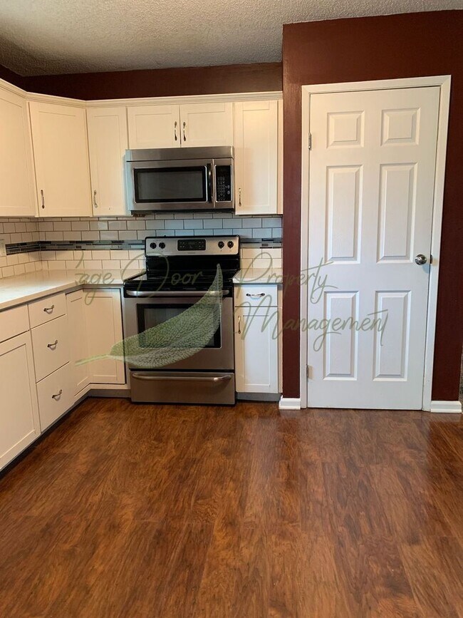 Building Photo - BEAUTIFUL HOME IN THE NORTHLAND!!!