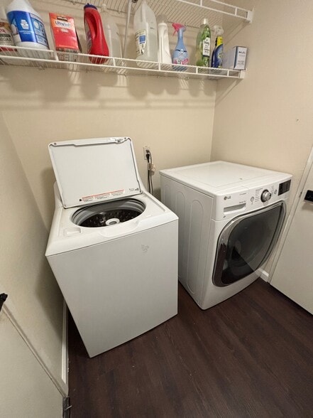 Building Photo - 35887 Lourdes Dr