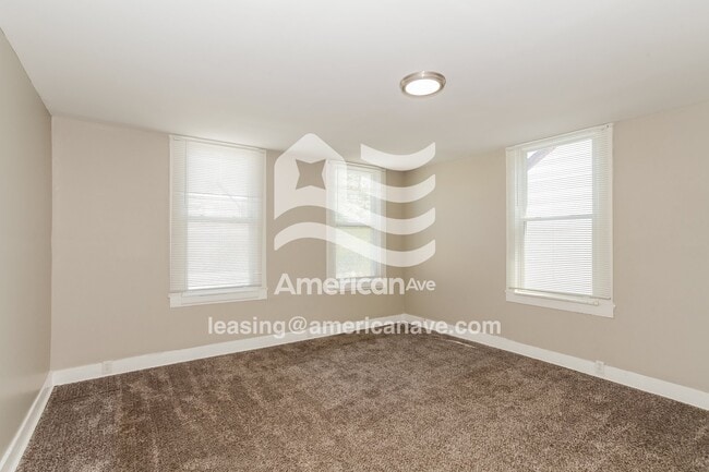 Building Photo - 305 Pershing Ave