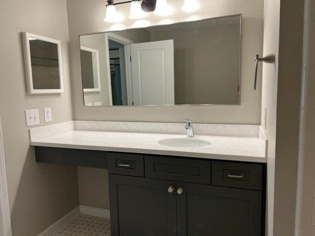 Building Photo - 28 Middleton Ct