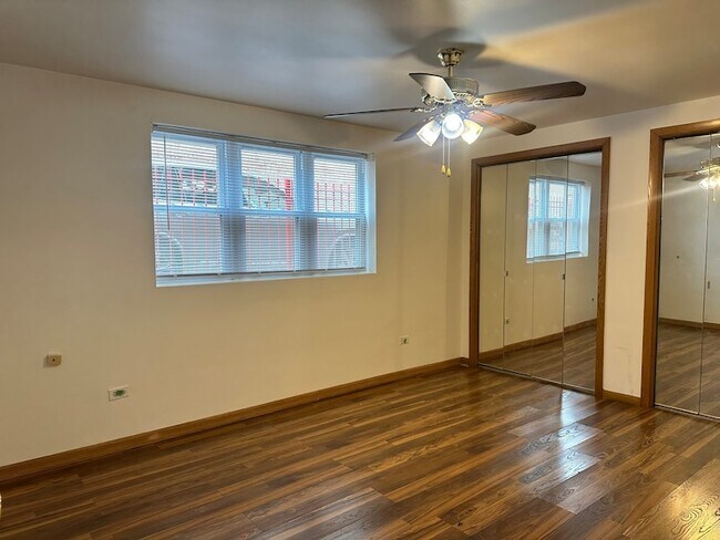 Building Photo - 3517 W 79th St