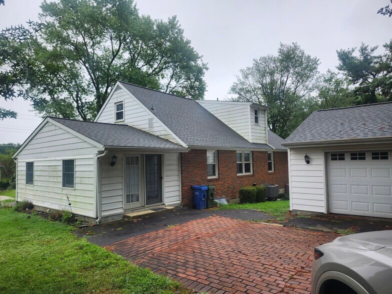 Building Photo - 1104 Wild Orchid Dr
