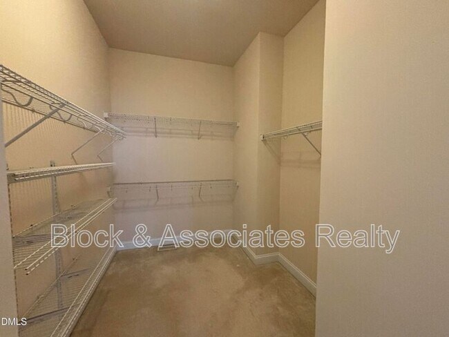 Building Photo - 11729 Broadfield Ct