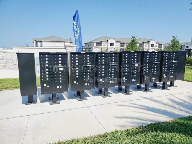 Building Photo - 2536 Sweet Viburnum Wy