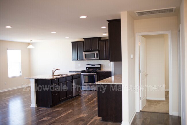 Building Photo - 3513 Althorp Drive