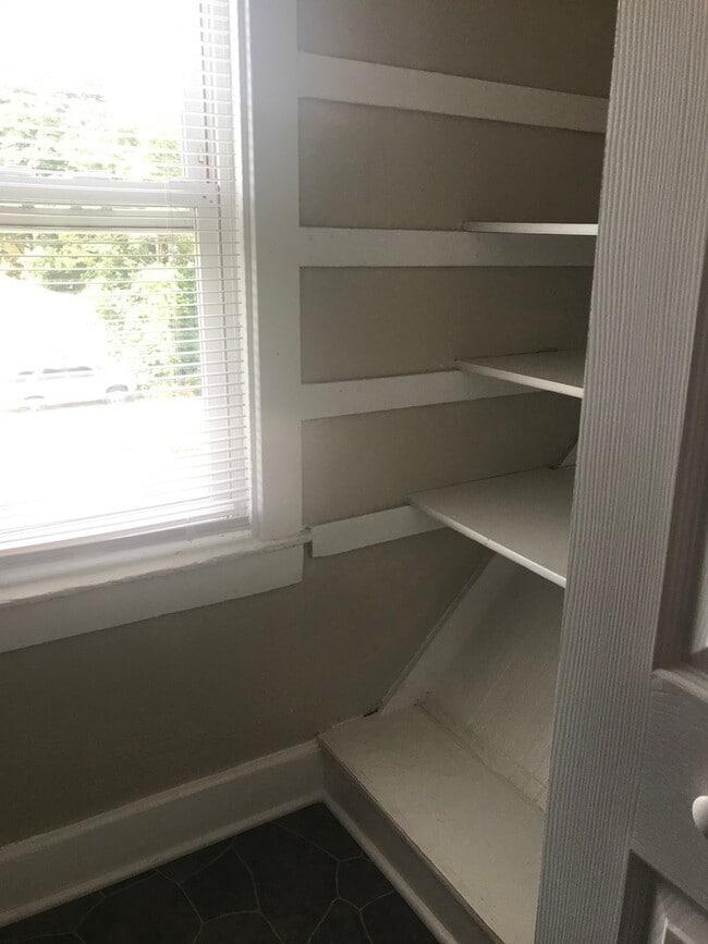 Building Photo - 3123-23A N 37th St