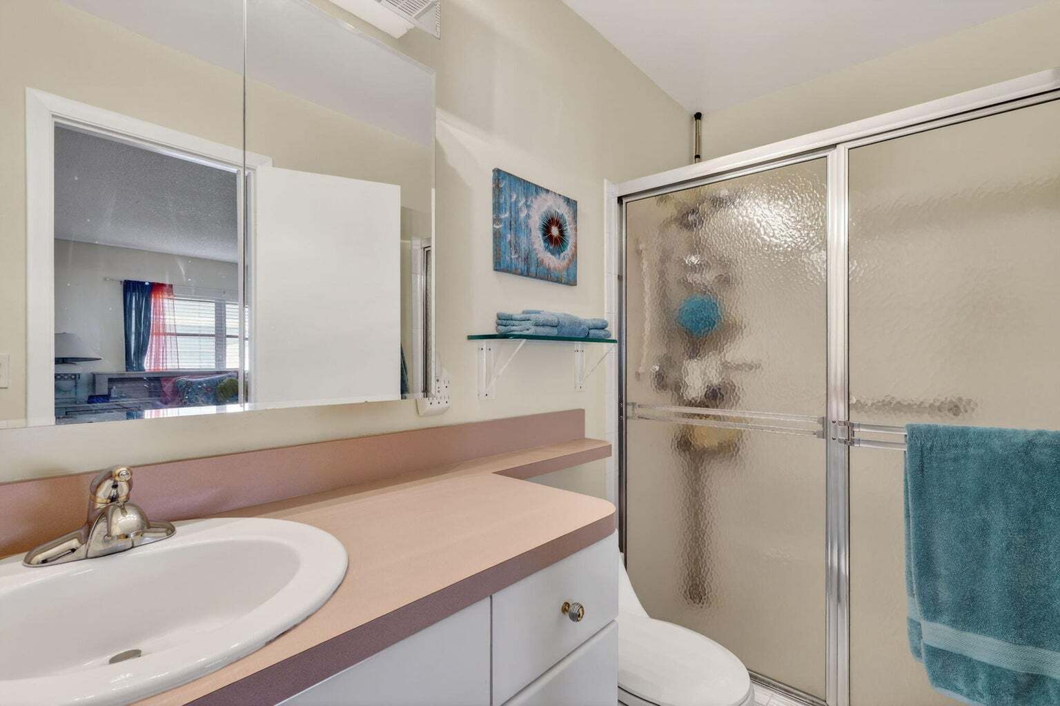 Building Photo - 6357 Overland Dr